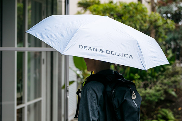 終売＞DEAN & DELUCA 折り畳み傘 (晴雨兼用)ホワイト｜オンライン 
